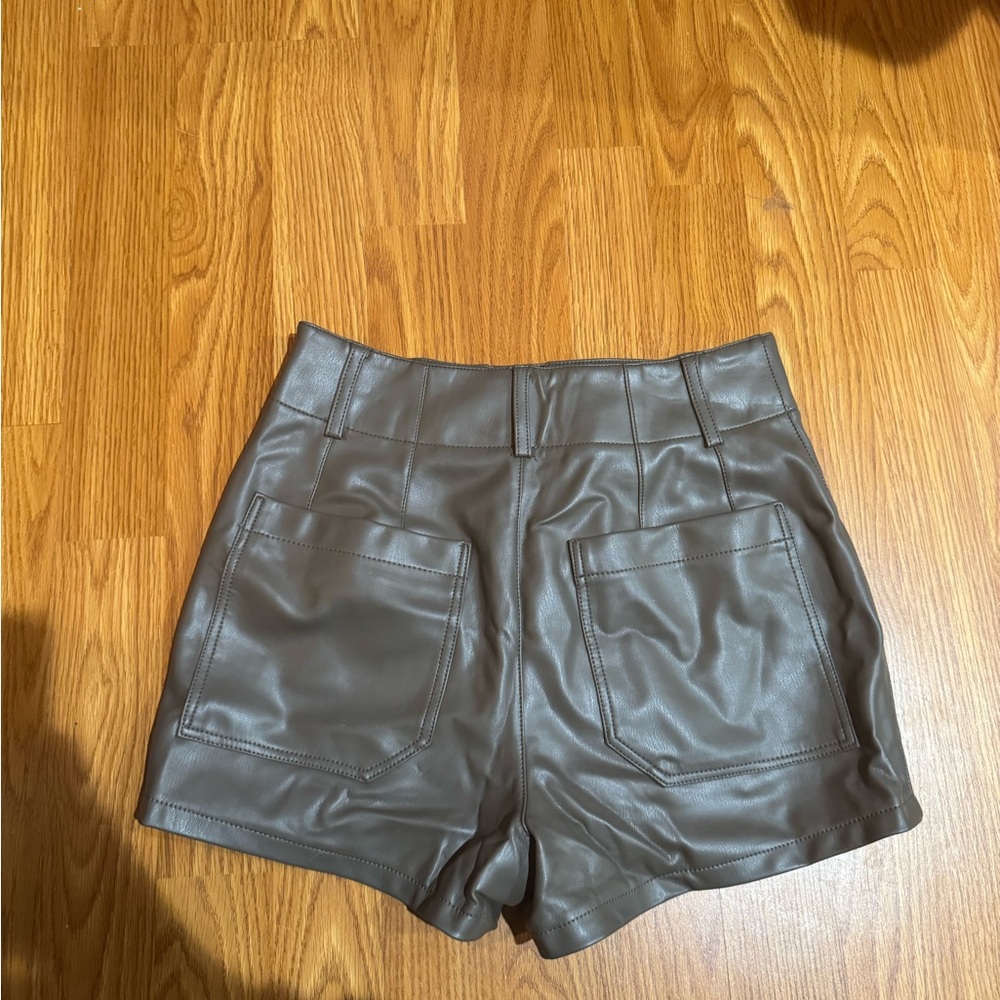 Maeve Colette Leather Shorts Brown - Picture 2 of 3